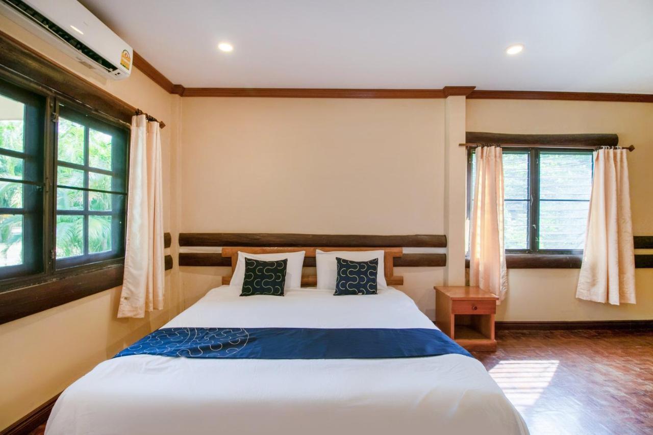 Capital O 1110 Khaoyai Cowboy City Resort Mu Si Bagian luar foto